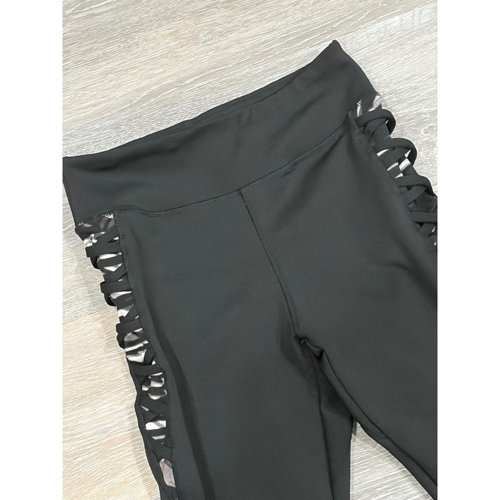 Black Lace Up Lattice Side Leggings‎ Monochrome Graphic Print Crop Yoga Pants